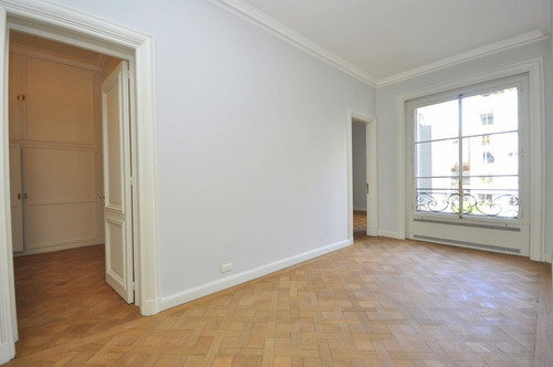 Imagen 25 de 30 de Excepcional Piso En Edificio Francés Sobre Avenida Alvear Único Por Su Categoría