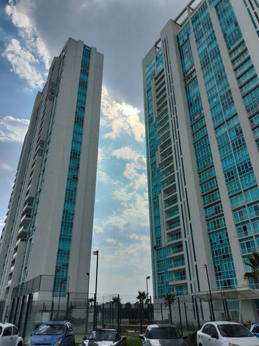 Departamento  En Venta En Juriquilla Towers