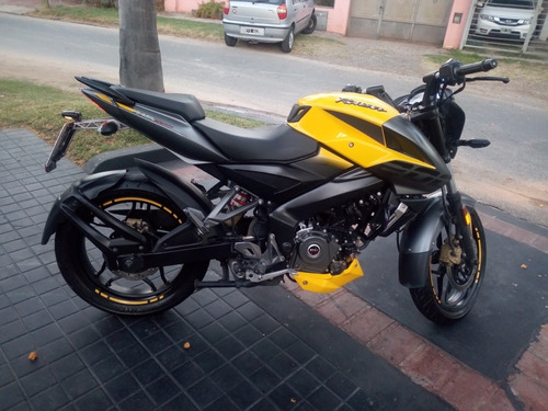 Bajaj Rouser Ns 200