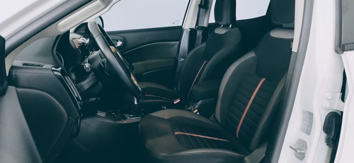 Imagem 10 de 14 de Fiat Toro Freedom 1.8 Automático