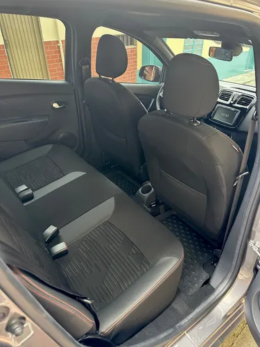 Renault Stepway 1.6 Intens