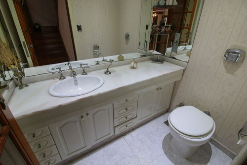 Venta Chalet, Jardin, Quincho, Cochera -san Martin