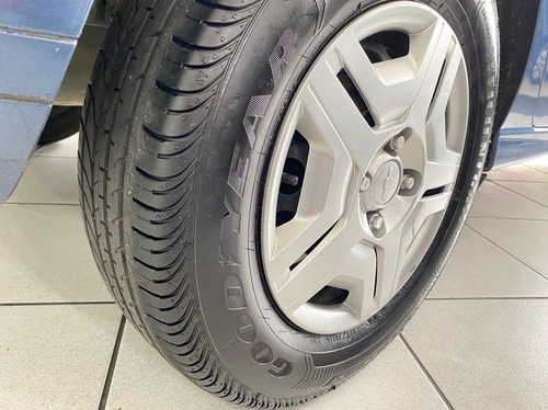 Imagem 6 de 15 de Chevrolet Onix 1.0 Mpfi Ls 8v 2016