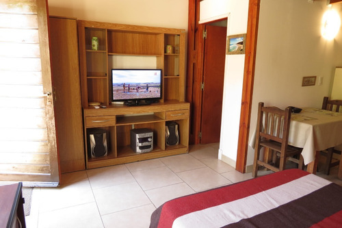 Imagen 2 de 15 de Alquiler Monoambiente Marzo (precio Por Día $8000)