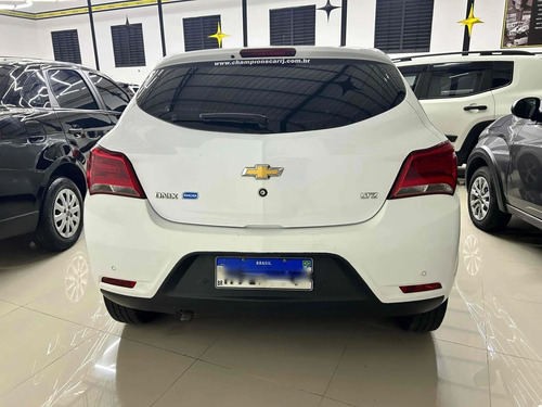 Chevrolet Onix 1.4 MPFI LTZ 8V FLEX 4P AUTOMÁTICO