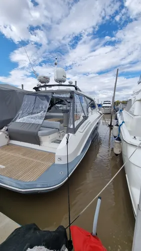 Crucero Genesis Delta 40 Año 2013, 2 Yanmar 315 Hp D Prop.
