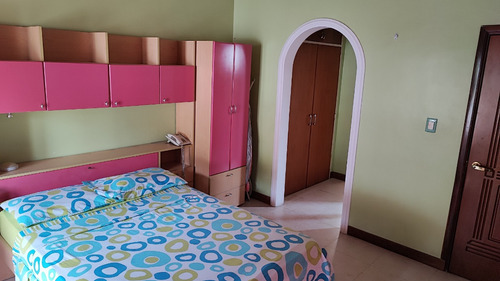 Se Alquila Casa Amoblada En Alto Prado