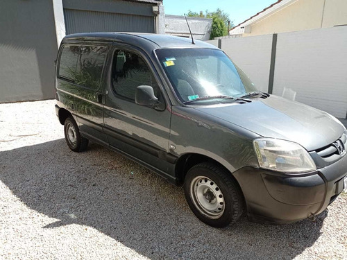 Peugeot Partner 2013 1.6 Hdi Furgon Presence Aa