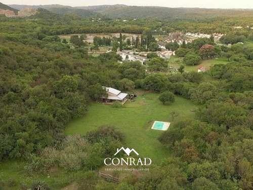 Casa De Campo De Dos Dormitorios Con 4 Hectáreas - Unquillo, Córdoba