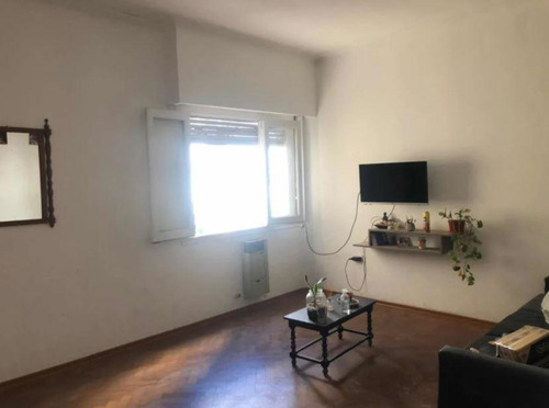 Departamento En Venta - 2 Dormitorios 1 Baño - 75mts2  - La Plata