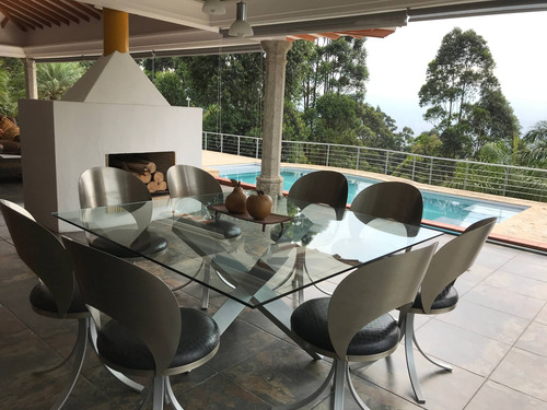 Venta De Casa En Medellín - Las Palmas