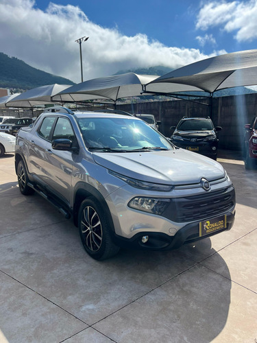 Fiat Toro 2.0 Ultra 4x4 Aut. 4p(5ck (pintura Sólida)) 9 marchas