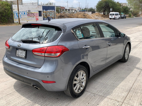 Kia Forte 2.0 Ex At