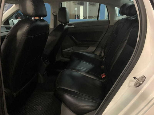 Imagem 10 de 11 de Volkswagen Virtus 1.0 200 Tsi Comfortline Automático 2019