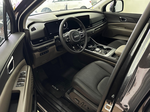 Kia Carnival 2.2 Crdi Sx At