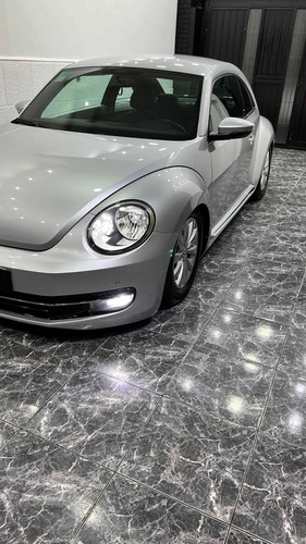 Imagen 16 de 25 de Volkswagen The Beetle 2015 1.4 Tsi Design