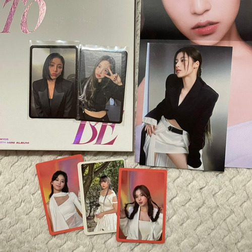 Ready To Be Twice Album Estándar