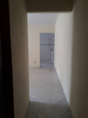 Imagem 18 de 23 de Vendo Chácara Aconchegante Com 700 M2 ( Aceita Proposta)