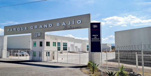 Bodega En R E N T A En Grand Bajio (mt)