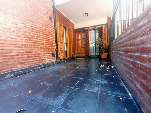 Imagen 2 de 30 de Casa/duplex 4 Ambientes Con Patio Y Cochera En Barracas Venta