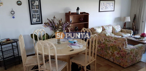 Imagen 4 de 25 de Apartamento En Venta , Cantegril , Punta Del Este