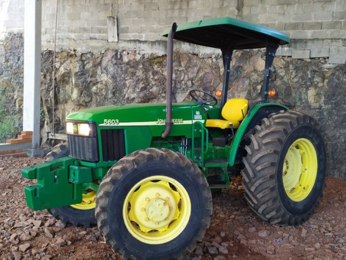 Trator John Deere 5603 Ano 2009