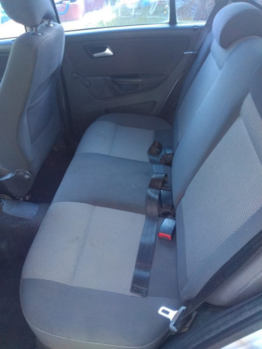 Volskwagen Suran Comfortline 1.6 2011