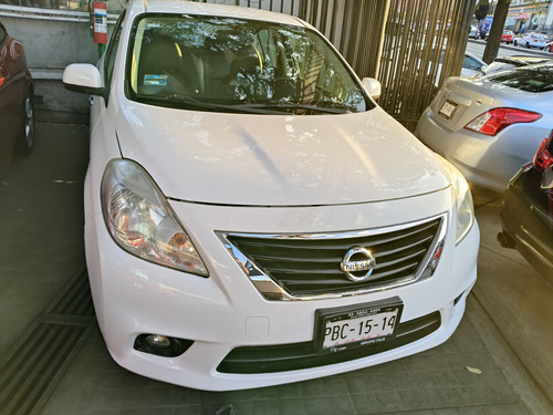 Nissan Versa 1.6 Exclusive At
