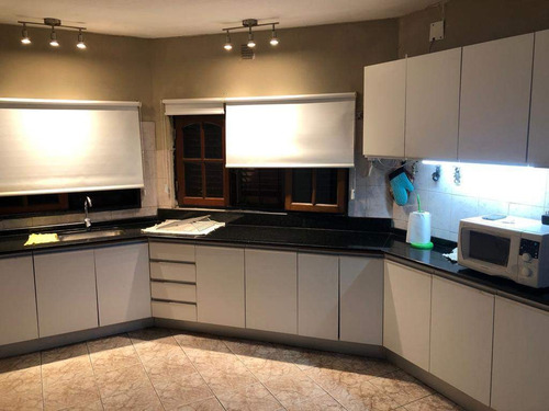 Imagen 3 de 30 de Casa En Venta De 4 Dormitorios En B° Alto Alberdi Con Pileta Y Quincho. Exc Zona