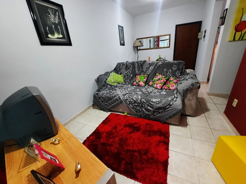 Imagem 13 de 22 de Apartamento 1 Dormitório - Frente Mar - Elevador - Caiçara - Aml232