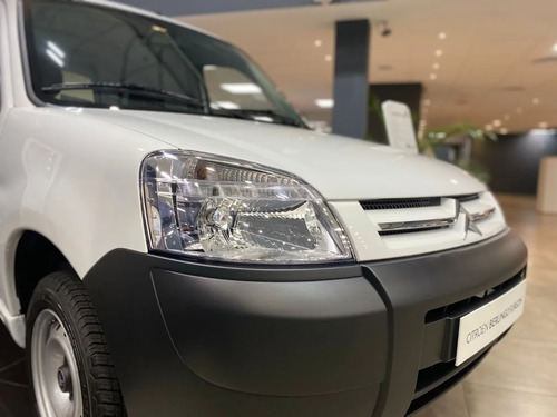 Imagen 2 de 16 de Citroen Berlingo Hdi