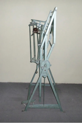 Imagen 3 de 10 de Antiguo Tablero Atril Profesional Dibujo Técnico Tecnígrafo
