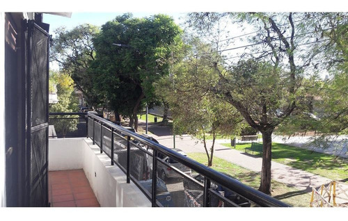 Ph En Venta V Urquiza 3 Ambientes Y 2 Ambientes