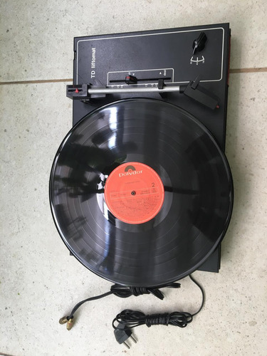 Toca Discos Telefunken Td Liftomat Preto (Usado)