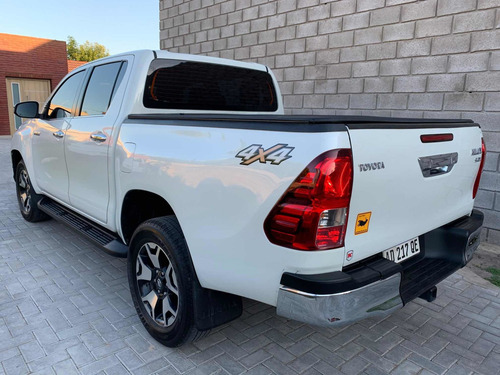Toyota Hilux 2.8 Cd Srx 177cv 4x4 At 2019