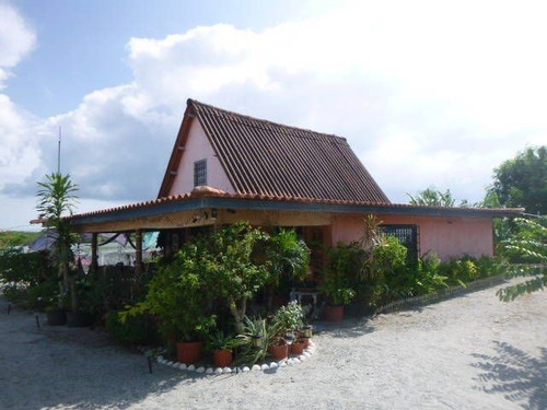 Imagen 2 de 10 de Vive Frente Al Mar Terreno 1200 Mts2 Incluye 2 Casas 2r / 2b / 165k