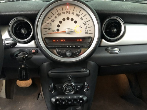 One 1.6 16v Gasolina 2p Automático
