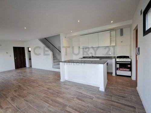 Imagen 6 de 23 de Dúplex En Venta De 3 Dormitorios En Gonnet, La Plata