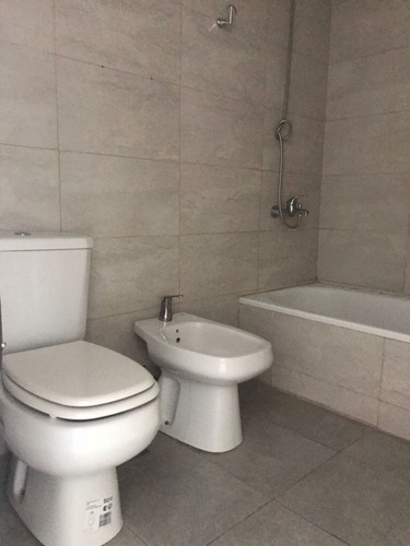 Imagen 5 de 6 de Departamento En Venta En Muñiz