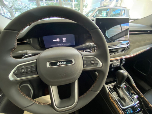 Imagen 10 de 20 de Jeep Commander Limited 4x4 Turbo Diesel 7 Asientos Ng