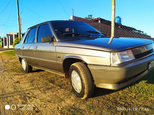 Imagen 2 de 11 de Renault R9 1995 1.6 Rn Aa