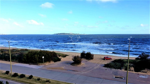 Imagen 3 de 22 de Imperdible !!! Venta Apto En 1a Linea - Mansa Con Vista De 180 Grados Al Mar Y A Todos Los Atardeceres - Punta Del Este Mansa