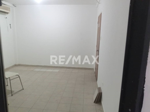 Imagen 11 de 12 de Se Alquila Oficina Comercial Av. Bolívar Edif. Jose Color´s En Maturín, Estado Monagas