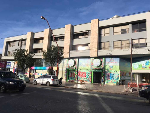 Oportunidad Ultimo Precio Av. Libertad Frente Dpto 2 Dorm. C/coch Quincho Y Piscina