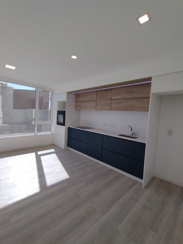 Imagen 2 de 6 de Venta Departamento De Categoría A Estrenar Tandil