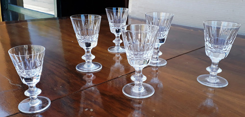 Set De 5 Copas Pequeñas Antiguas Cristal Tallado Licor Jerez