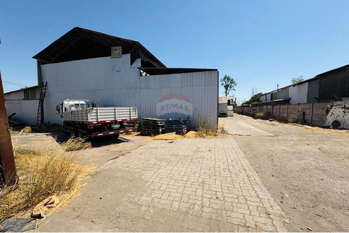 Terreno, Bodegas
