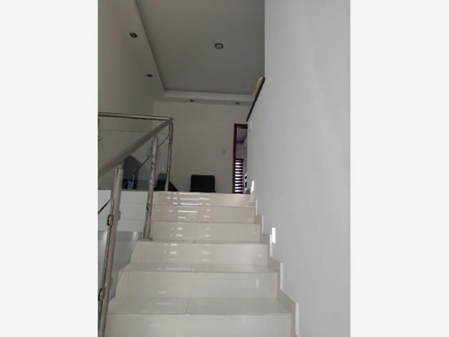 Imagen 4 de 12 de Casa Sola En Venta Fracc. Las Calzadas
