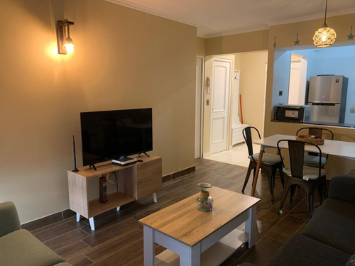 Espacioso Departamento En Venta A Metros De La Playa