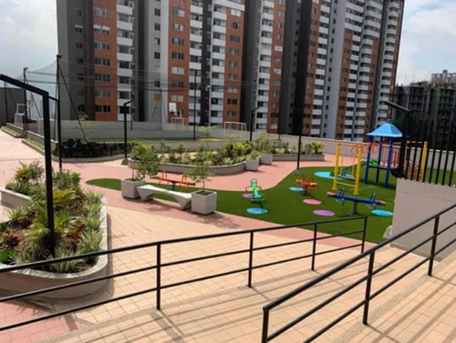 Vendo Apartamento En Unidad, Puerto Paraíso, Ideal Para Vivir O Para Invertir, Cuenta Con Parqueadero, Piso 17 Vista Garantizada Y Tranquila